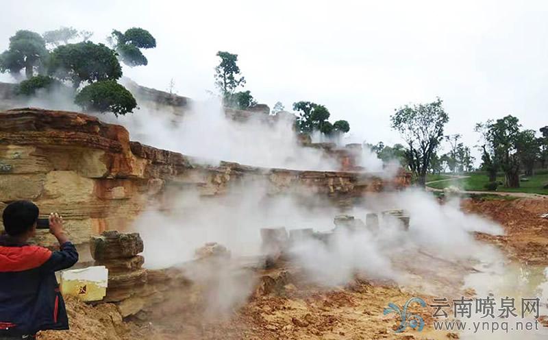 人造霧打造人間仙境一樣的舞臺效果——云南人造霧廠家