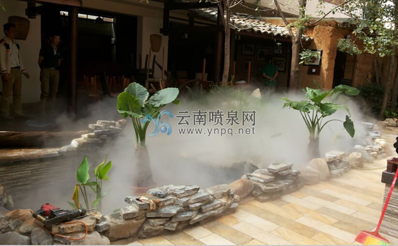<b>霧化工程設(shè)計(jì)-昆明彝家伙食坊人造高壓水霧工程</b>
